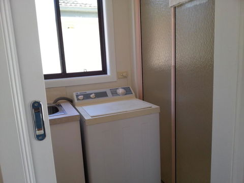 Beachcomber Holiday Units - Broome Tourism 19