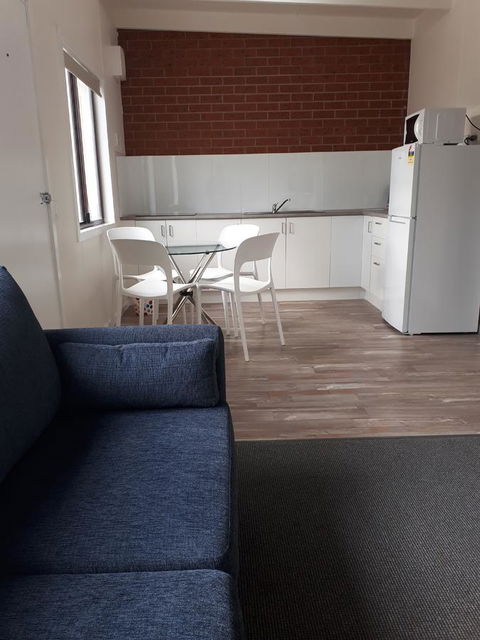 Beachcomber Holiday Units - Broome Tourism 11