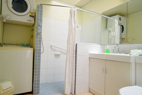 Executive Hideaway - Broome Tourism 2