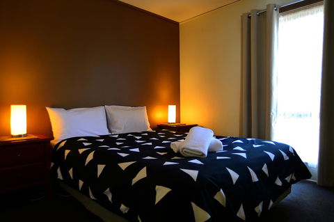Executive Hideaway - Broome Tourism 3
