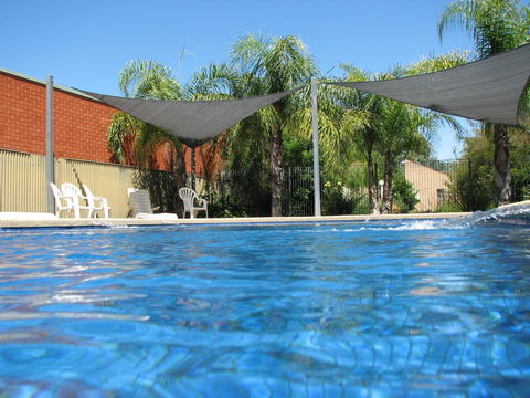Executive Hideaway - Broome Tourism 0