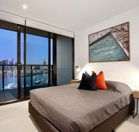 Orange Stay at Collins Wharf - Broome Tourism