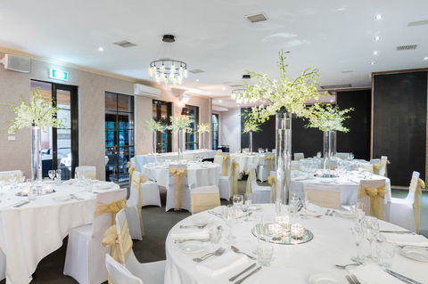 Eltham Gateway Hotel & Conference Centre - Broome Tourism 23