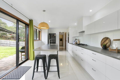 Fairhills - NEW LISTING, Beautifully Styled - Broome Tourism 0