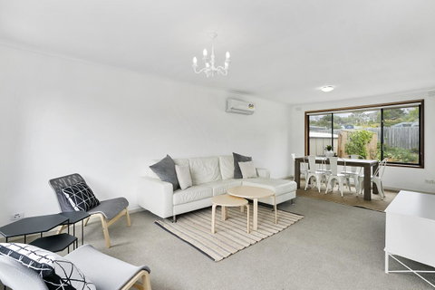 Fairhills - NEW LISTING, Beautifully Styled - Broome Tourism 3