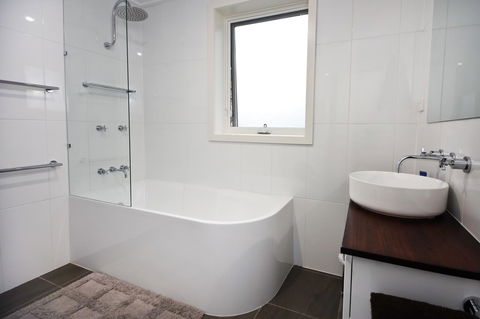 Maisonettes Falls Creek - Broome Tourism 8