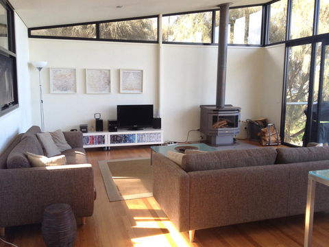 Apollos View Accommodation - Broome Tourism 7