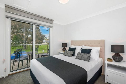 Apartments 521 - Broome Tourism 4