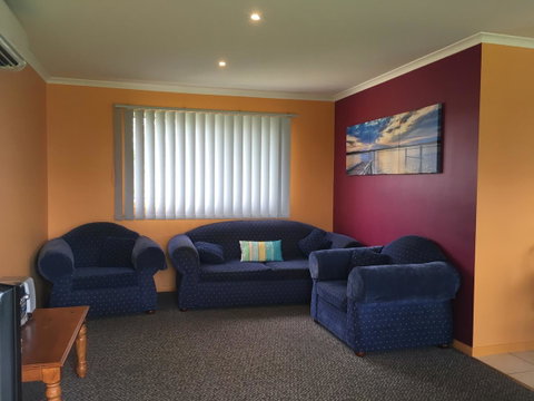 Lakeside At Mallacoota - Broome Tourism 25