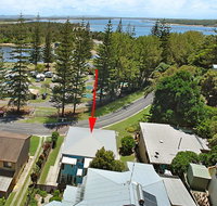 The Blue House - flat walk to river and beach - Broome Tourism