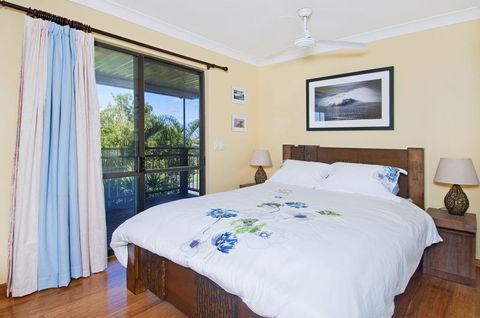 THE BOARDROOM ON BANKSIA - 11 Banksia Ave Bonny Hills - Broome Tourism 3