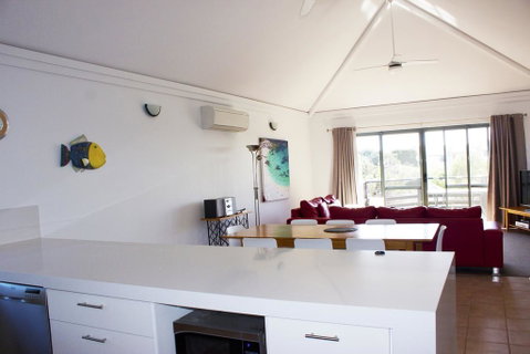 The Break Margaret River Beach Houses - Broome Tourism 1