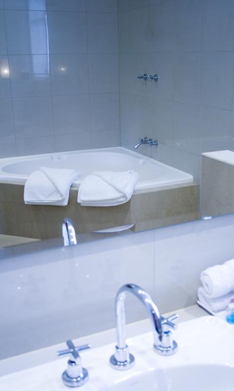 The Bridgetown Hotel - Broome Tourism 3