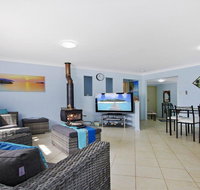 The Burra Break - 3 minute walk to beach access - Broome Tourism