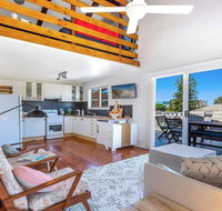The Chalet at Callala Beach - beach house character - Broome Tourism