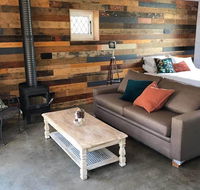 The Cottage - 58 Acre Farm Stay at Hanging Rock - Broome Tourism