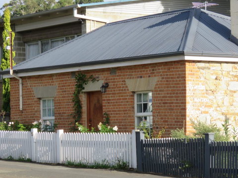 The Cottage South Hobart - Broome Tourism 0
