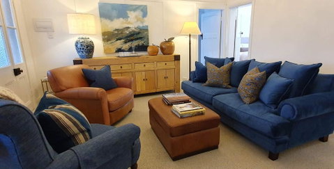 The Dewhurst - Sophisticated Entire CBD Apartment - Broome Tourism 0