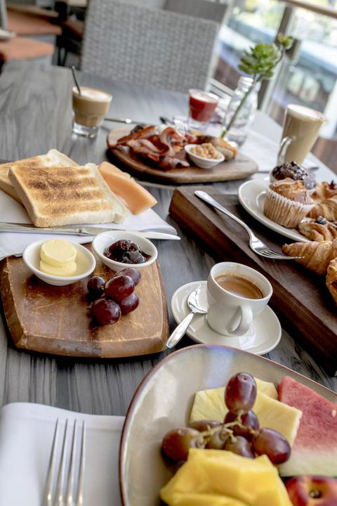 The Executive Inn, Newcastle - Broome Tourism 3