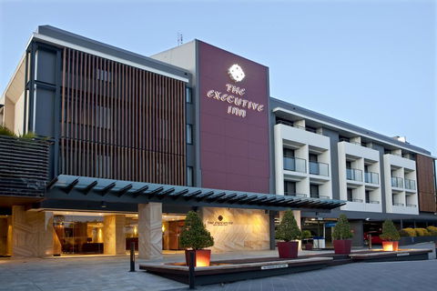 The Executive Inn, Newcastle - Broome Tourism 1