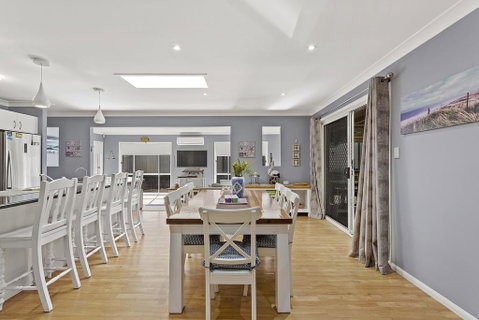The Family Entertainer In The Heart Of Corlette! - Broome Tourism 0