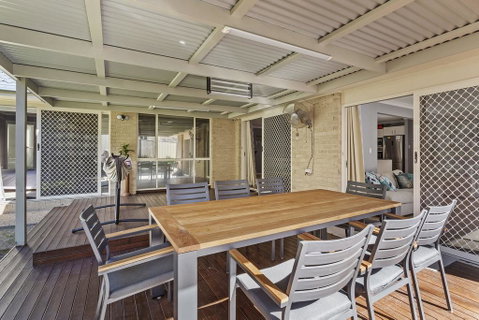 The Family Entertainer In The Heart Of Corlette! - Broome Tourism 3