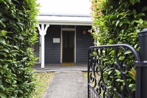 The Grey House - Broome Tourism 2