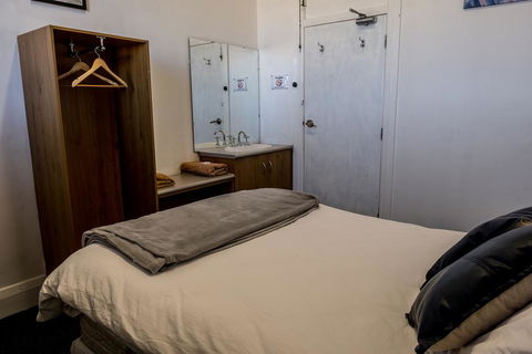 The Imperial Hotel - Broome Tourism 3