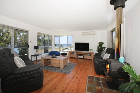 The Jetty At Culburra Beach - Pet Friendly Waterfront - Broome Tourism 1