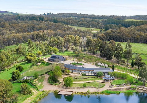 The Loft At Butlers Lane Vineyard - Broome Tourism 0