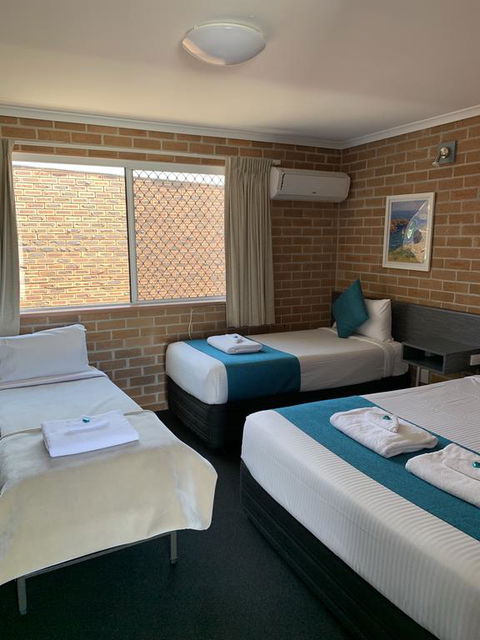 The Oaks Hotel Motel - Broome Tourism 3