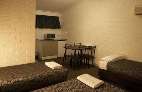 The Plains Motor Inn - Broome Tourism 3