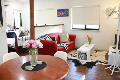 The Quarters Self Contained Bungalow - Broome Tourism 2