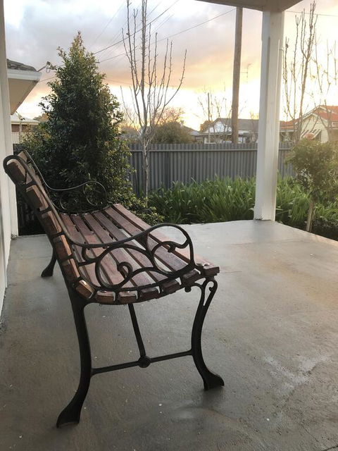 The Rested Guest 3 Bedroom Cottage West Wyalong - Broome Tourism 2