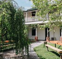 The Robin Hood Inn - Broome Tourism