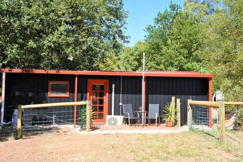 The Shelter Shed Garden Studio Apartment - Broome Tourism 2