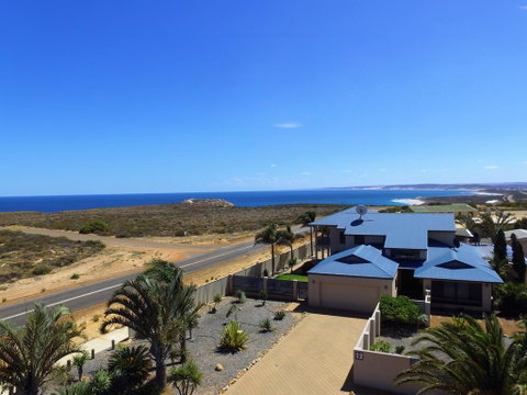 The View Kalbarri - Broome Tourism 1