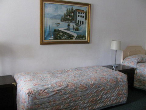 The Wayfarer Motel - Broome Tourism 3