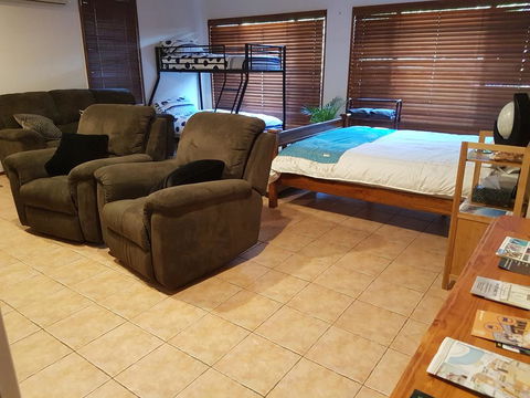 Theme Park Getaway - Broome Tourism 3