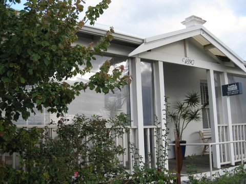 Three Chimneys Bed And Breakfast Boutique Guest House - Broome Tourism 0