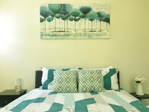 Three Sisters Garden Cottage - Broome Tourism 1