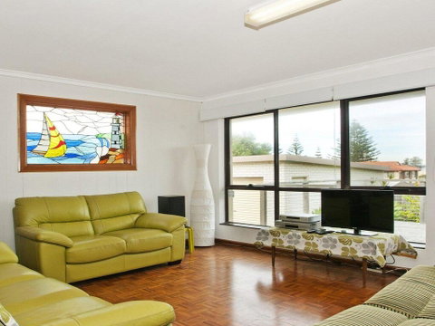 Time To Unwind - Old Style Charm - Broome Tourism 3