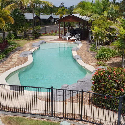 Tin Can Bay Marina Villas - Broome Tourism 2