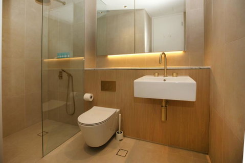 Top Notch 1 Bedroom 201 CALIBRE - Broome Tourism 2