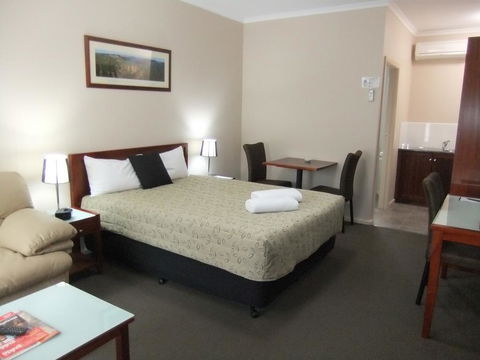 Top Of The Town Motel - Broome Tourism 2