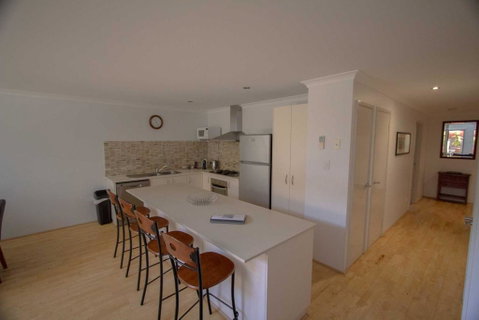 Townhouse 212 - Broome Tourism 3