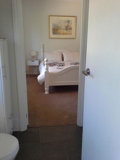 Tree Lodge - Broome Tourism 1