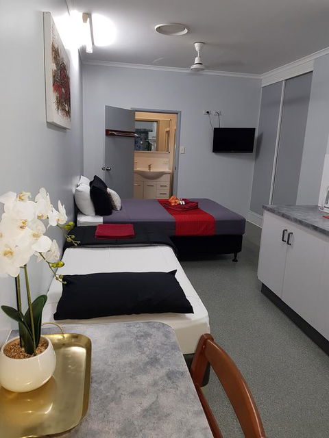 Tropical Lodge - Broome Tourism 3