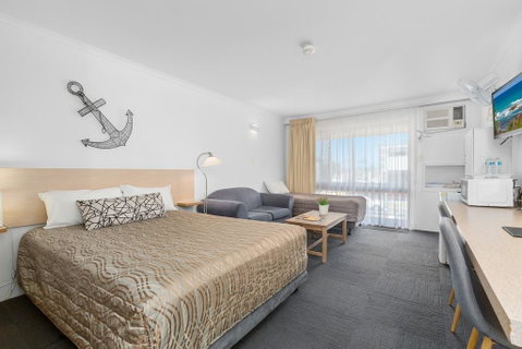 Tweed Harbour Motor Inn - Broome Tourism 3