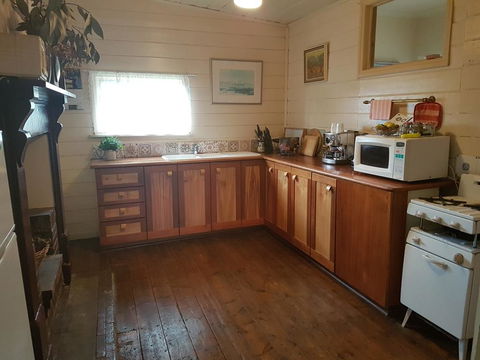 Twomey's Cottage - Broome Tourism 3